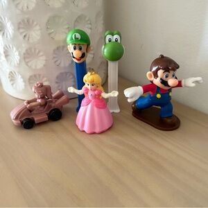 Super Mario Bros Character Toy Bundle Lot of 5